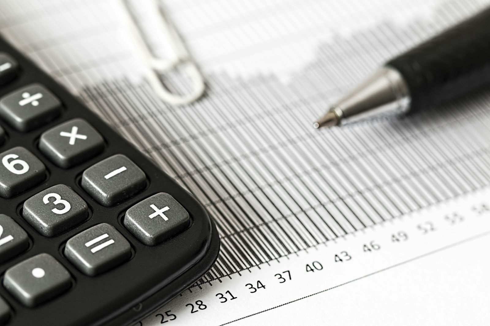 Calendario Financiero y Fiscal Anual para PYMEs: qué revisar cada trimestre para evitar sorpresas y crecer con claridad