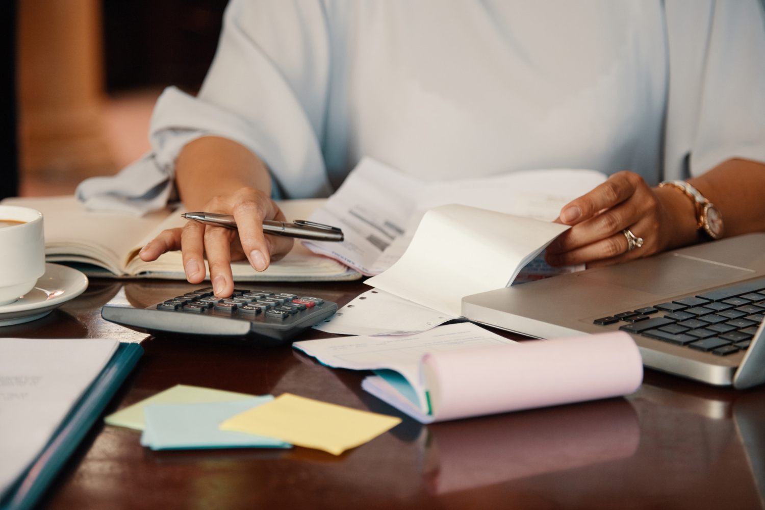 Cierre fiscal: checklist esencial para empresas antes de presentar su declaración anual
